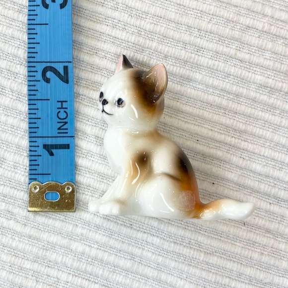 Vintage Porcelain Cat - Picture 7 of 8